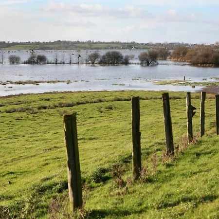 8883 In Strandnaehe By Interhome