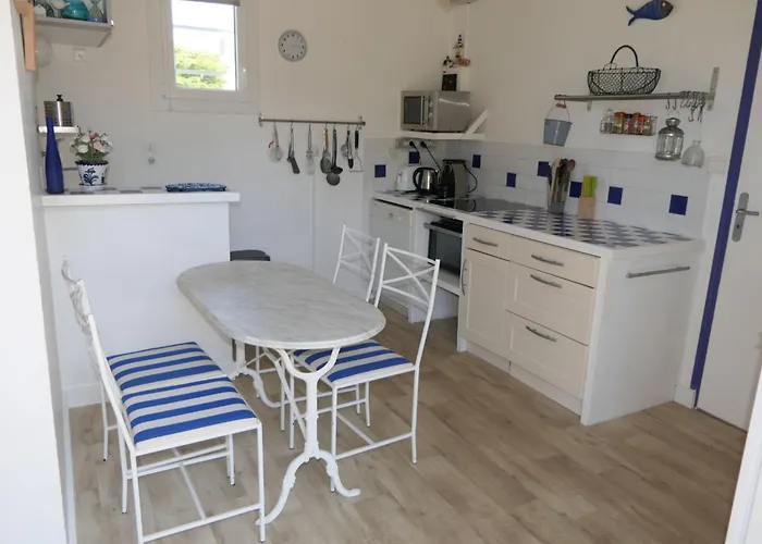 Dom wakacyjny 8883 In Strandnaehe By Interhome Anneville-sur-Mer