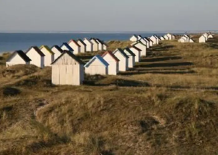 8883 In Strandnaehe By Interhome Anneville-sur-Mer